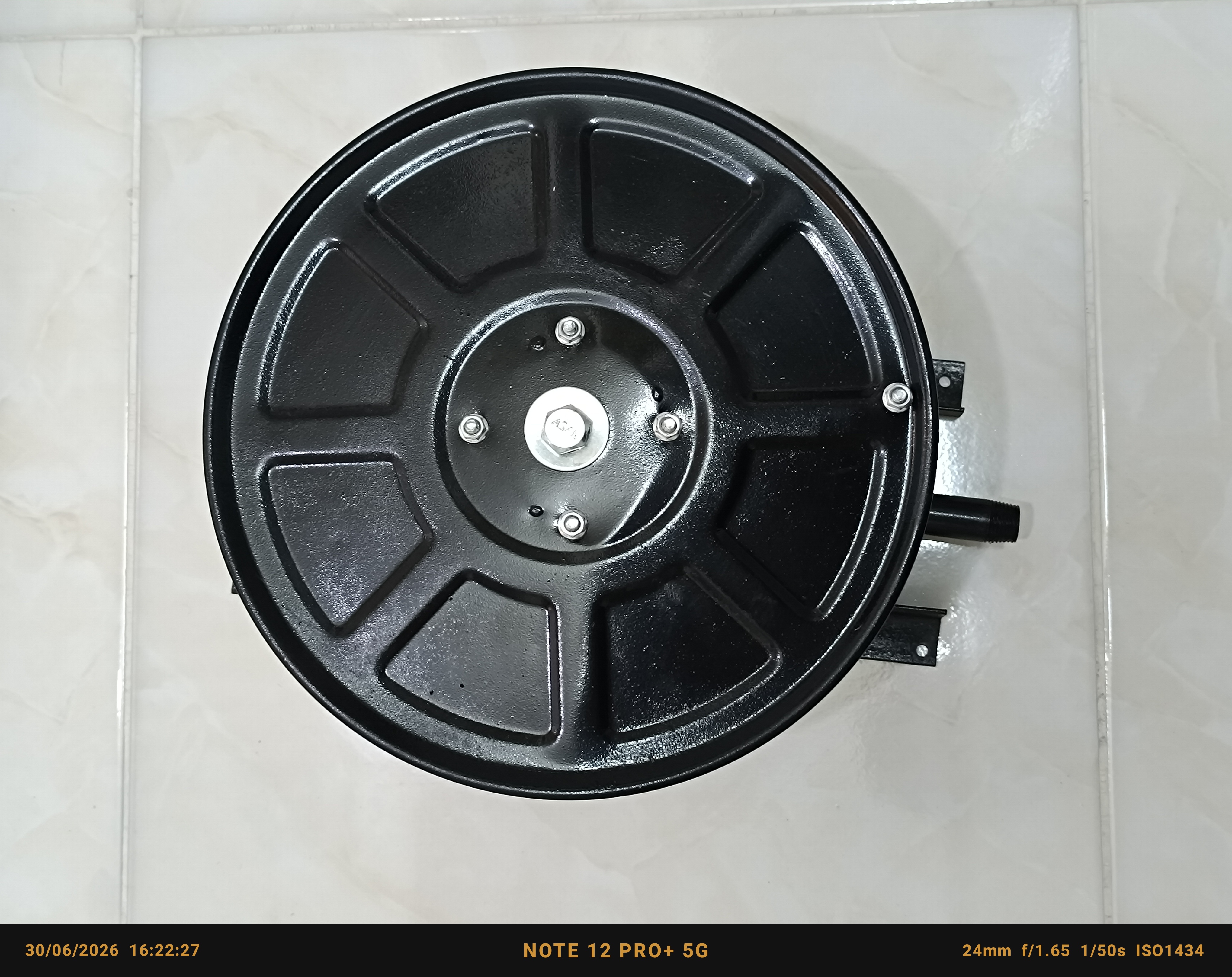 شیلنگ جمع کن فلزی سوران مدل 31 cm قطر